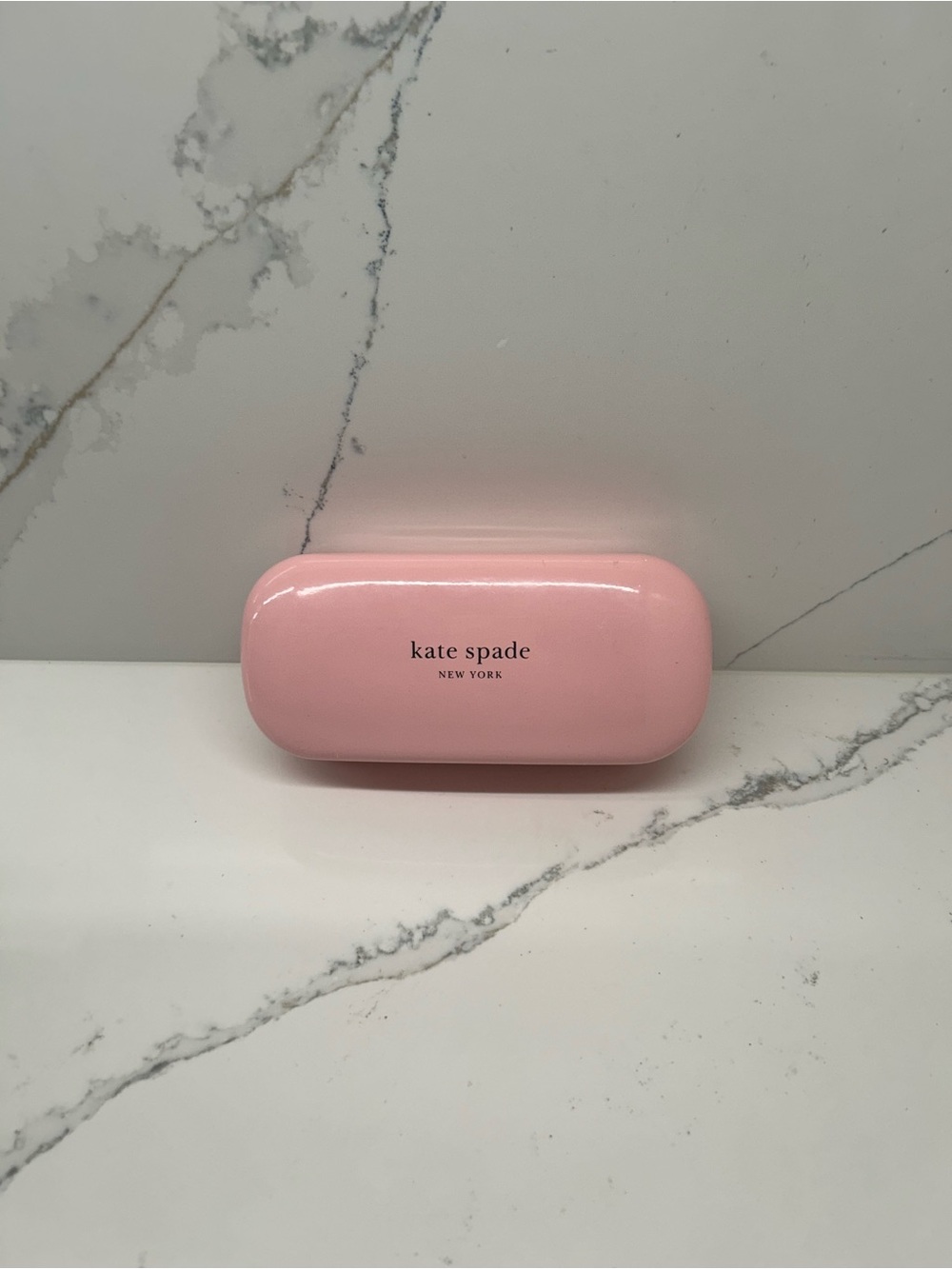 Kate Spade 
Pink Gloss Hard Shell Eyewear Case